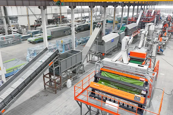 Southeast Asia – 3000kg/h PET Bottle Recycling Washing Line
