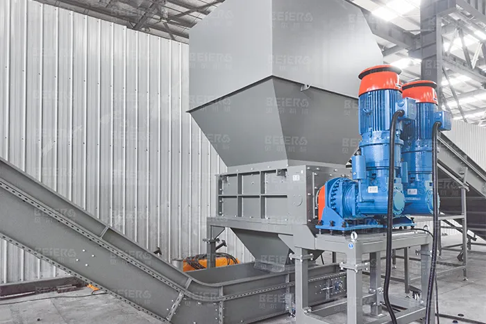 Advanced Shredder Technology for Diverse Plastic Waste