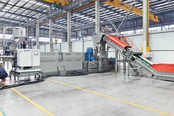 1000kg/h PE Film Granulation Line for Russian Client Completes Factory Testing